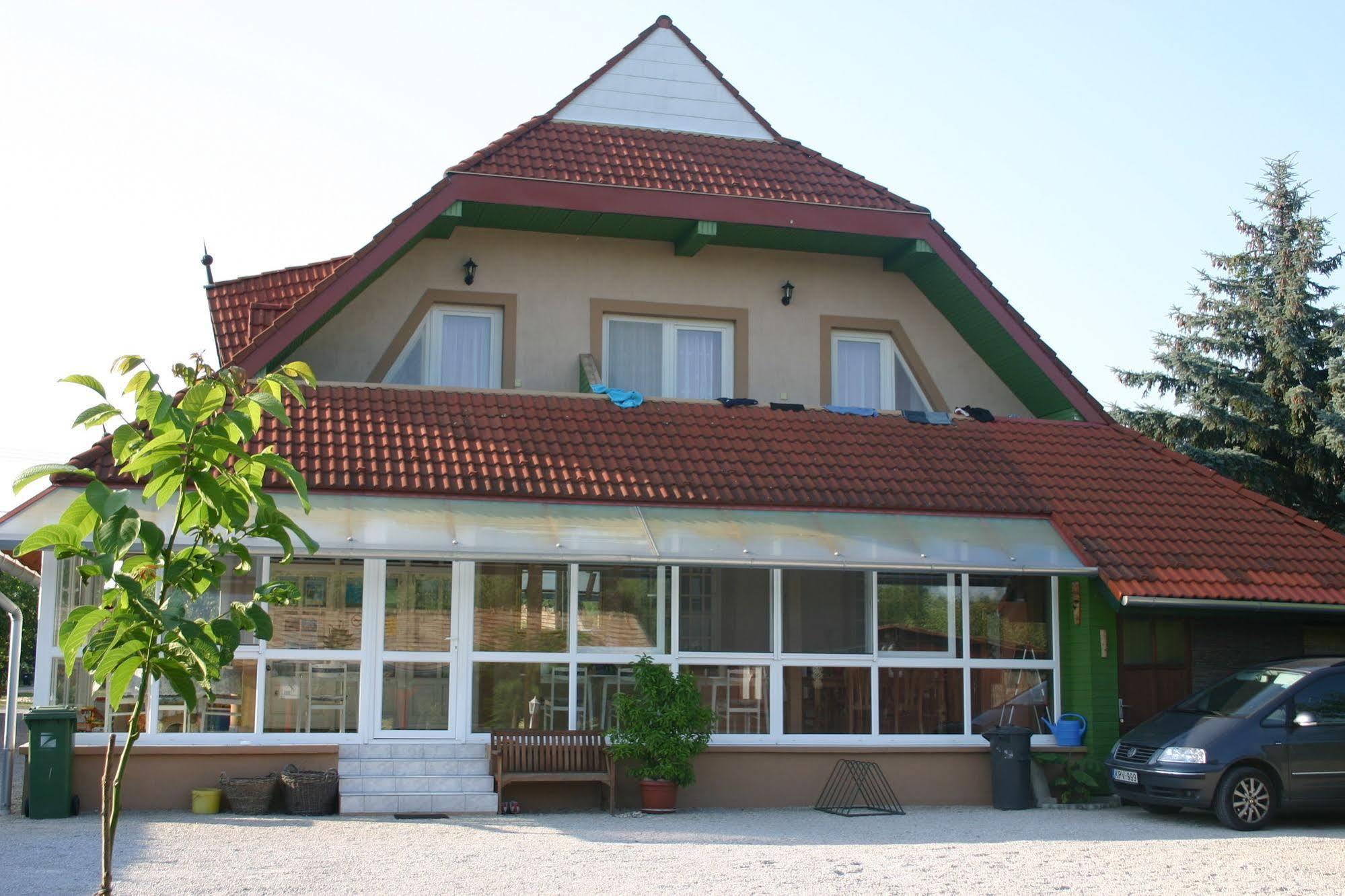 Lorelei Pension Adults Only Gyenesdiás Eksteriør bilde
